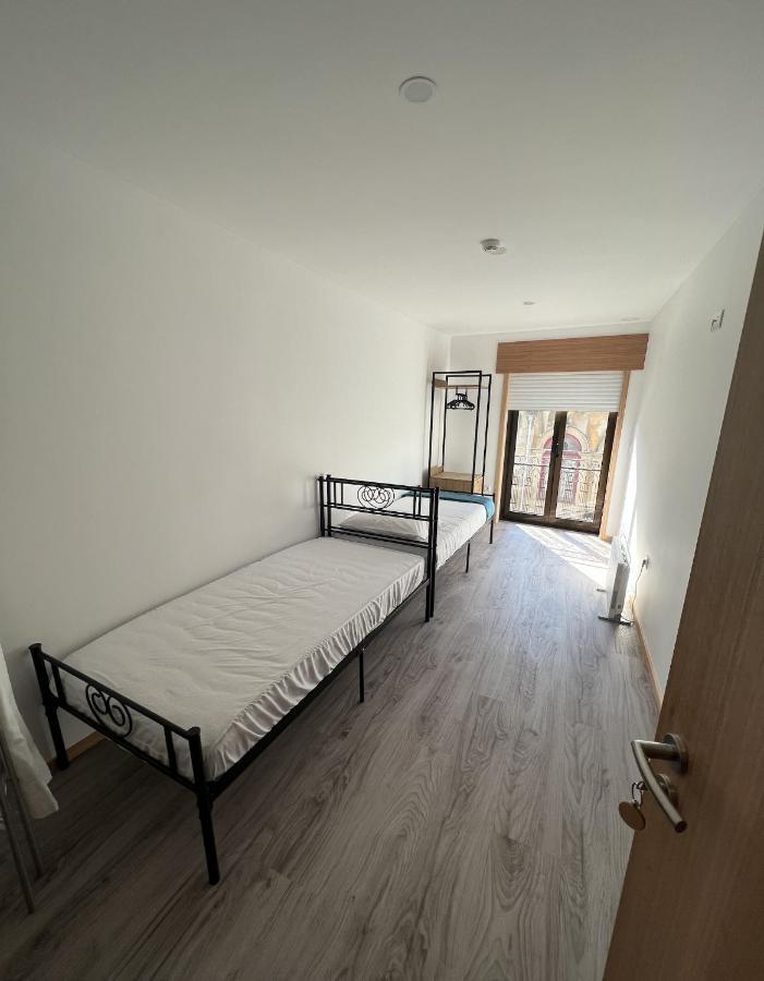 We Are Hostel 2 Повуа-ди-Варзин Экстерьер фото